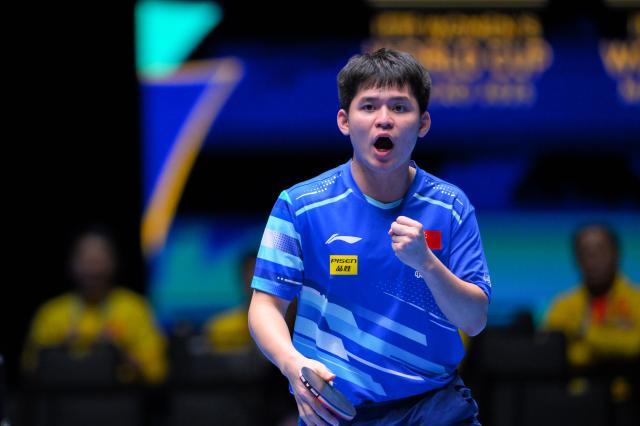 1744899078467024829.jpg (体育)(1)乒乓球——世界杯男单:林诗栋晋级八强XxjpseC007220_20250417_PEPFN0A001.jpg