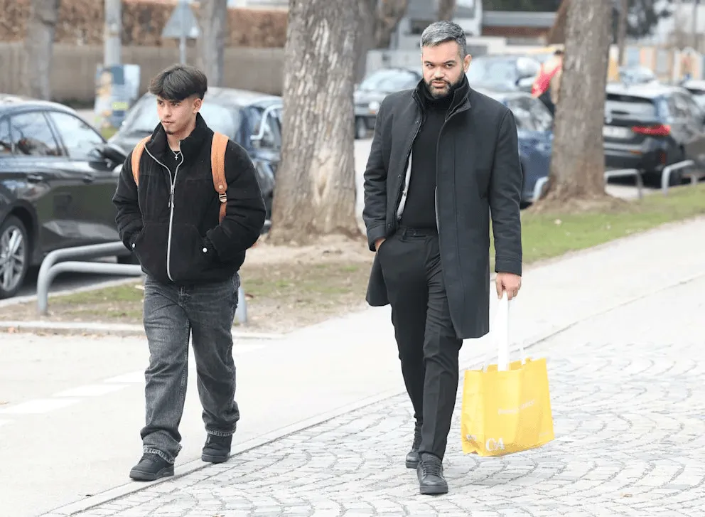 开云体育下载网页版-图片报：拜仁即将续约17岁后卫卡多佐，未来可能升入一线队