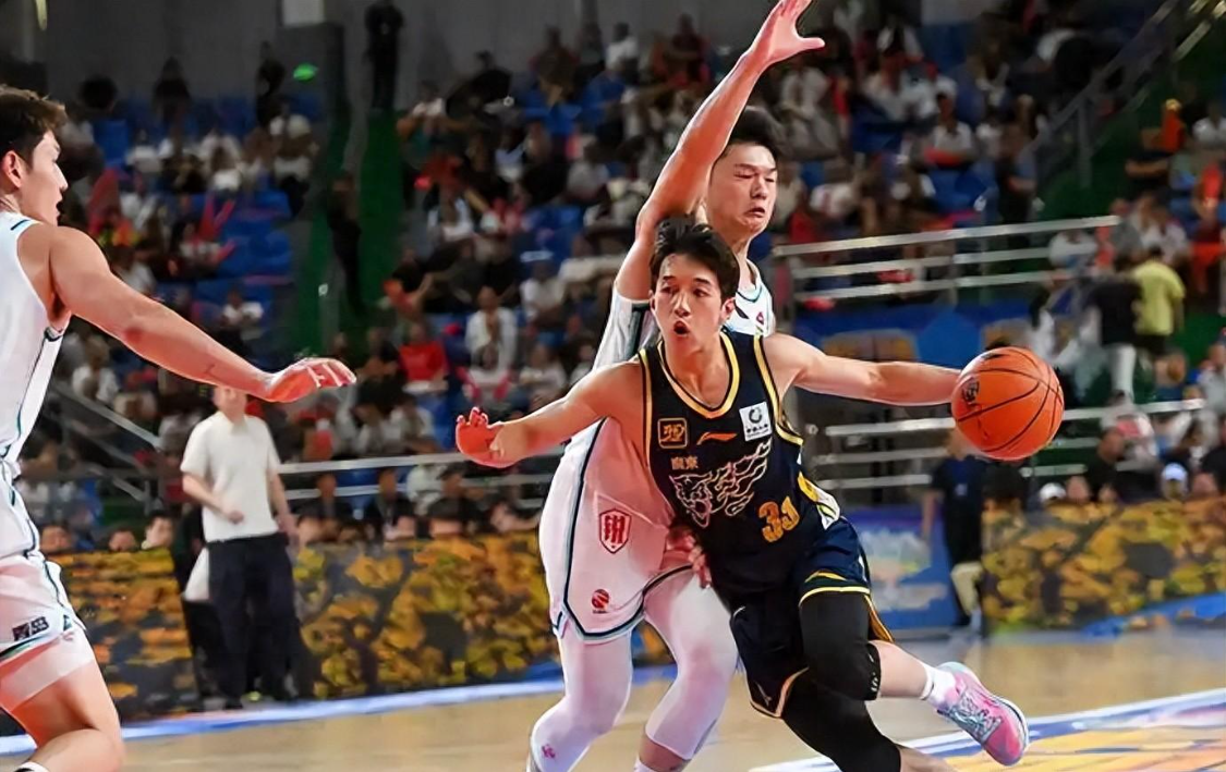 开云体育下载-换援定乾坤！山西赌对尼克斯，广厦被伤病和低迷拖入绝境